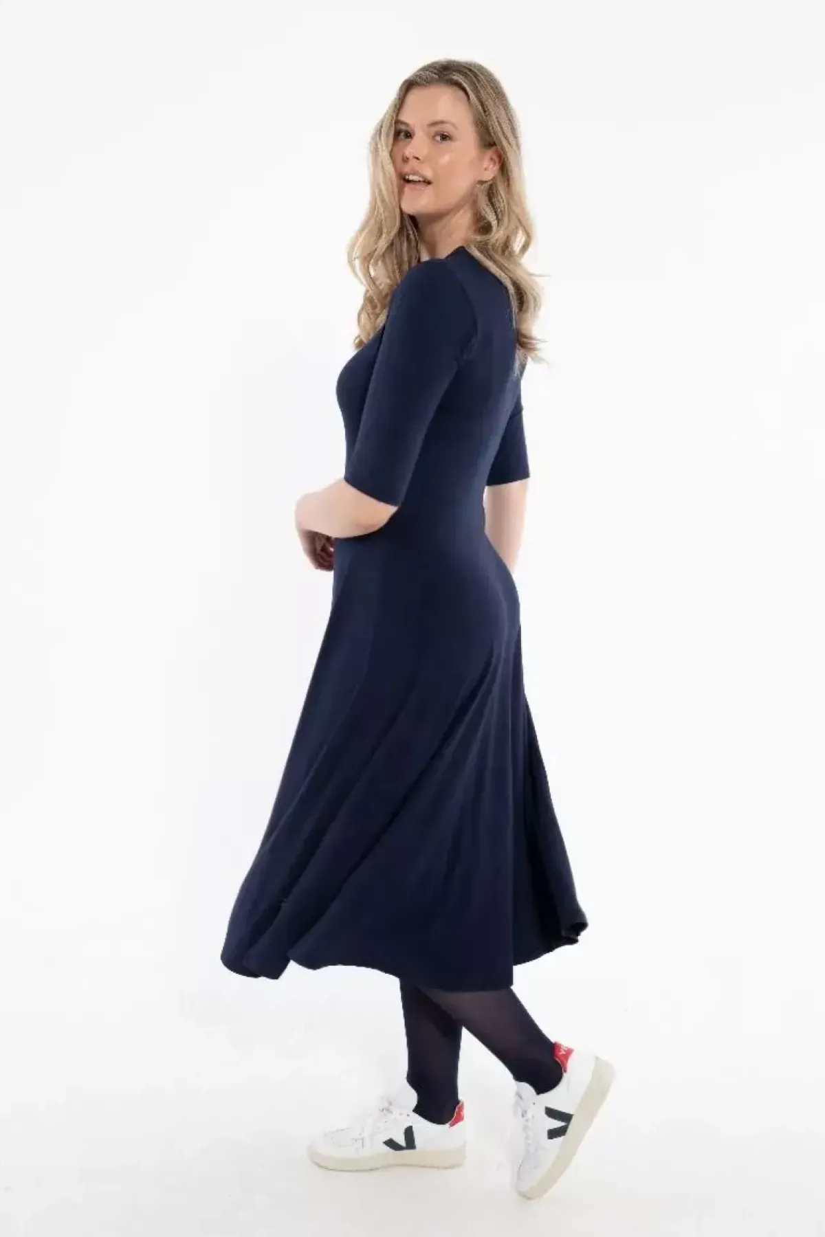 Danefæ Kleider>Danandersen Viscose Dress Navy
