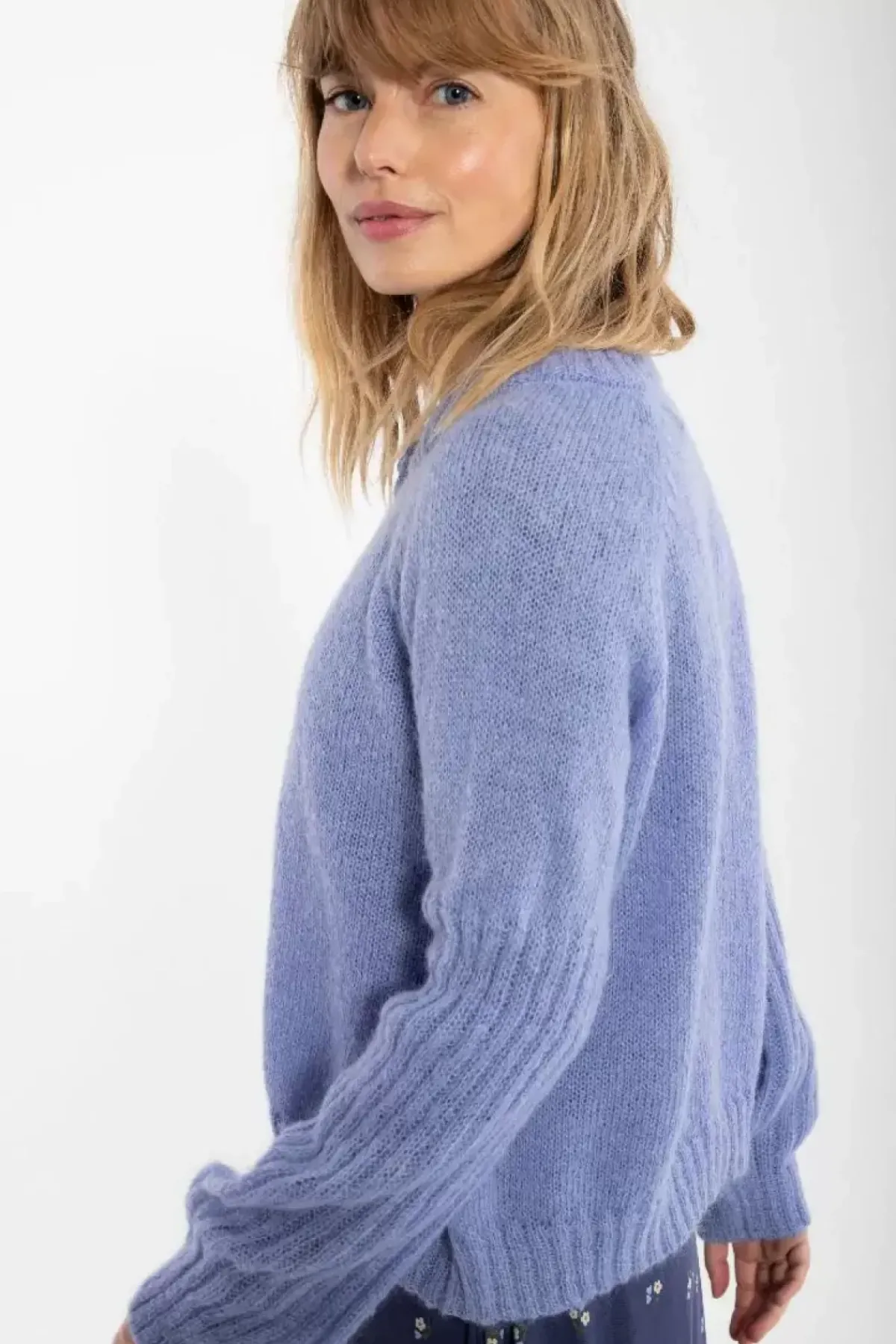 Danefæ Cardigan>Danarnaq Wool Cardigan Ice Viola