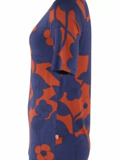 Danefæ T-Shirts>Daneboat Neck Viscose Tee Deep Marine/Rust Bloom Boom