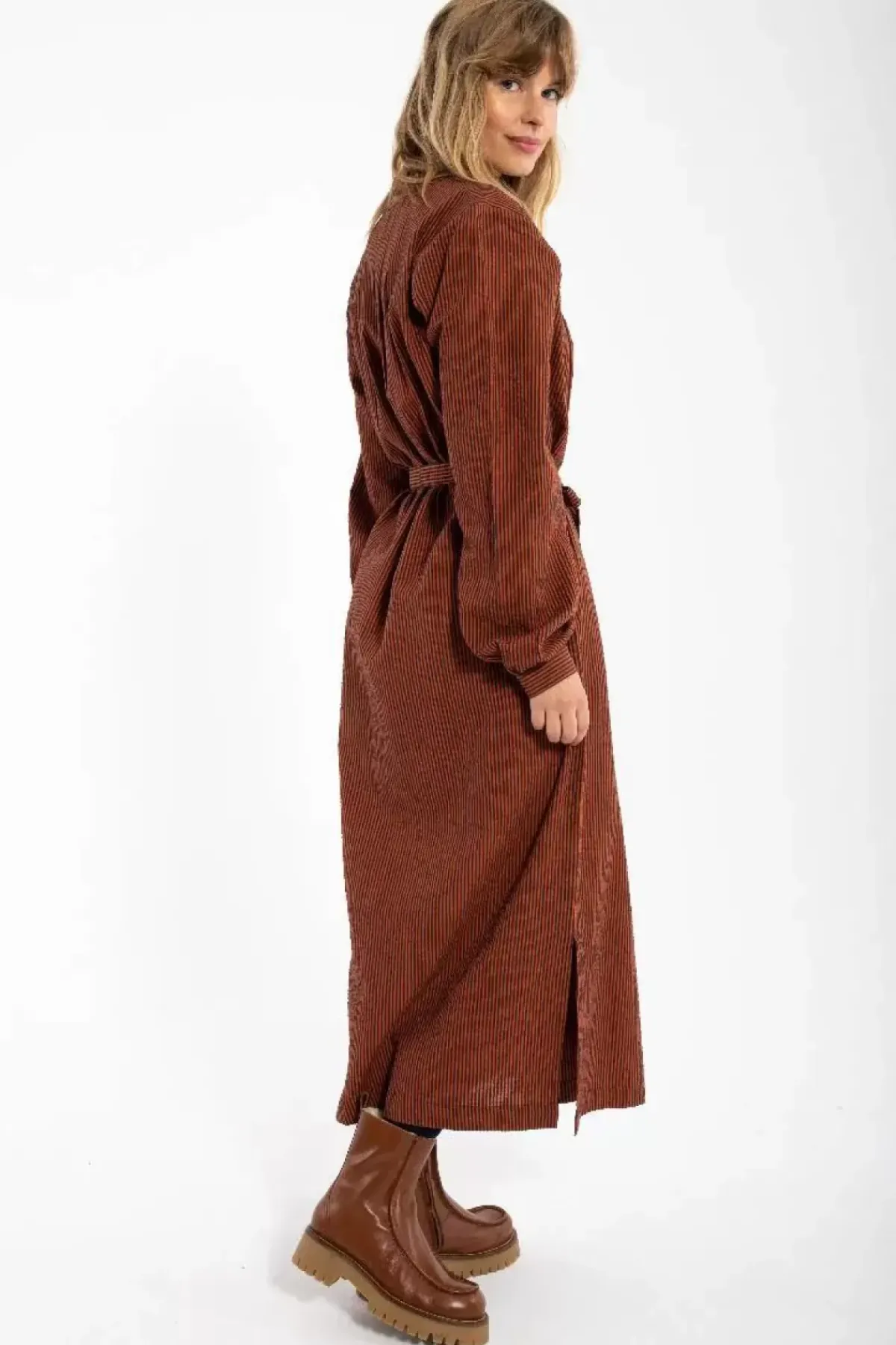 Danefæ Kleider>Danecake Searsucker Dress Rust/Dark Navy