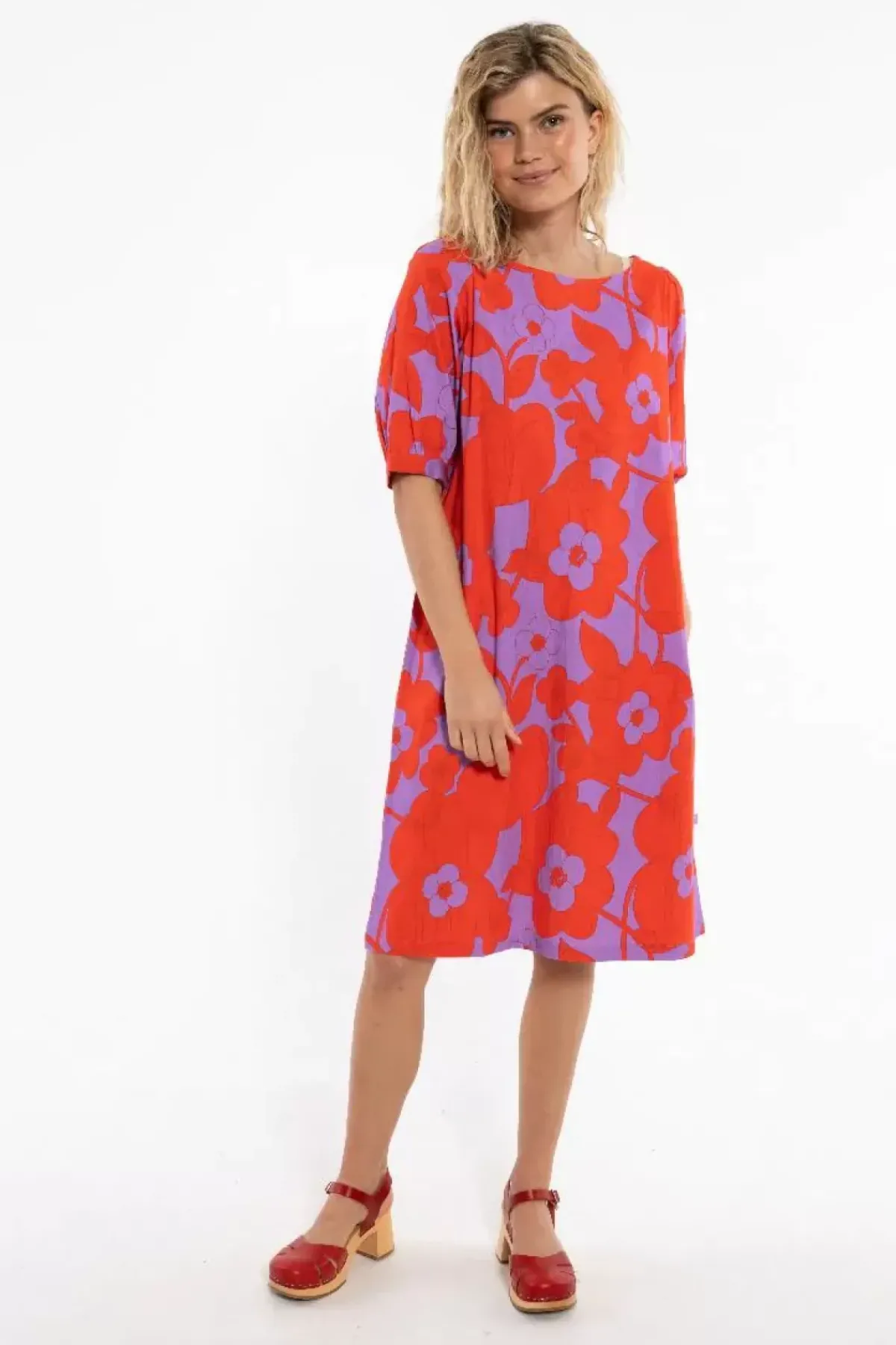 Danefæ Kleider>Danedal Dress Soft Viola/Bright Red Bloom Boom