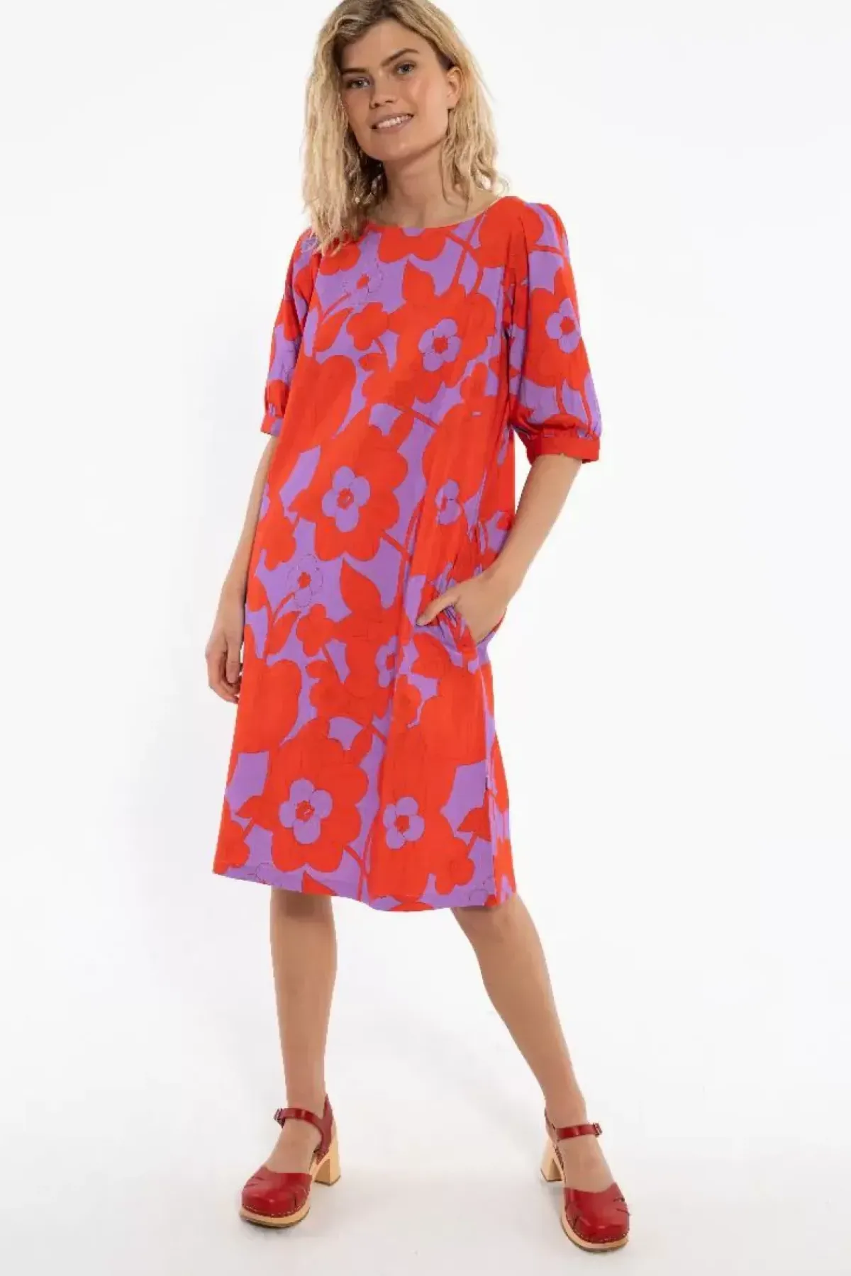 Danefæ Kleider>Danedal Dress Soft Viola/Bright Red Bloom Boom