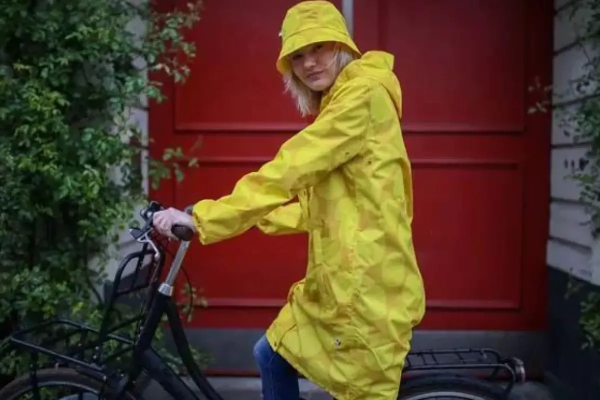 Danefæ Regenjacken>Danedith Rainjacket Mustard/Yellow Megadot