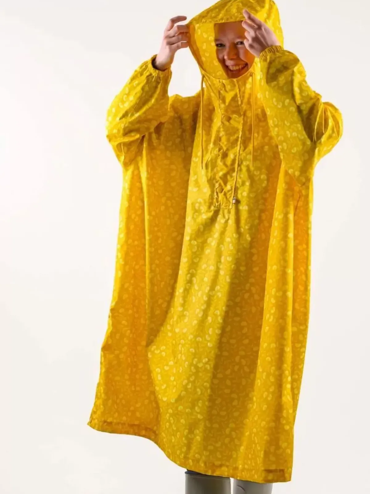 Danefæ Regenjacken>Danedream Drops Rain Poncho Dark Yellow Fleurie