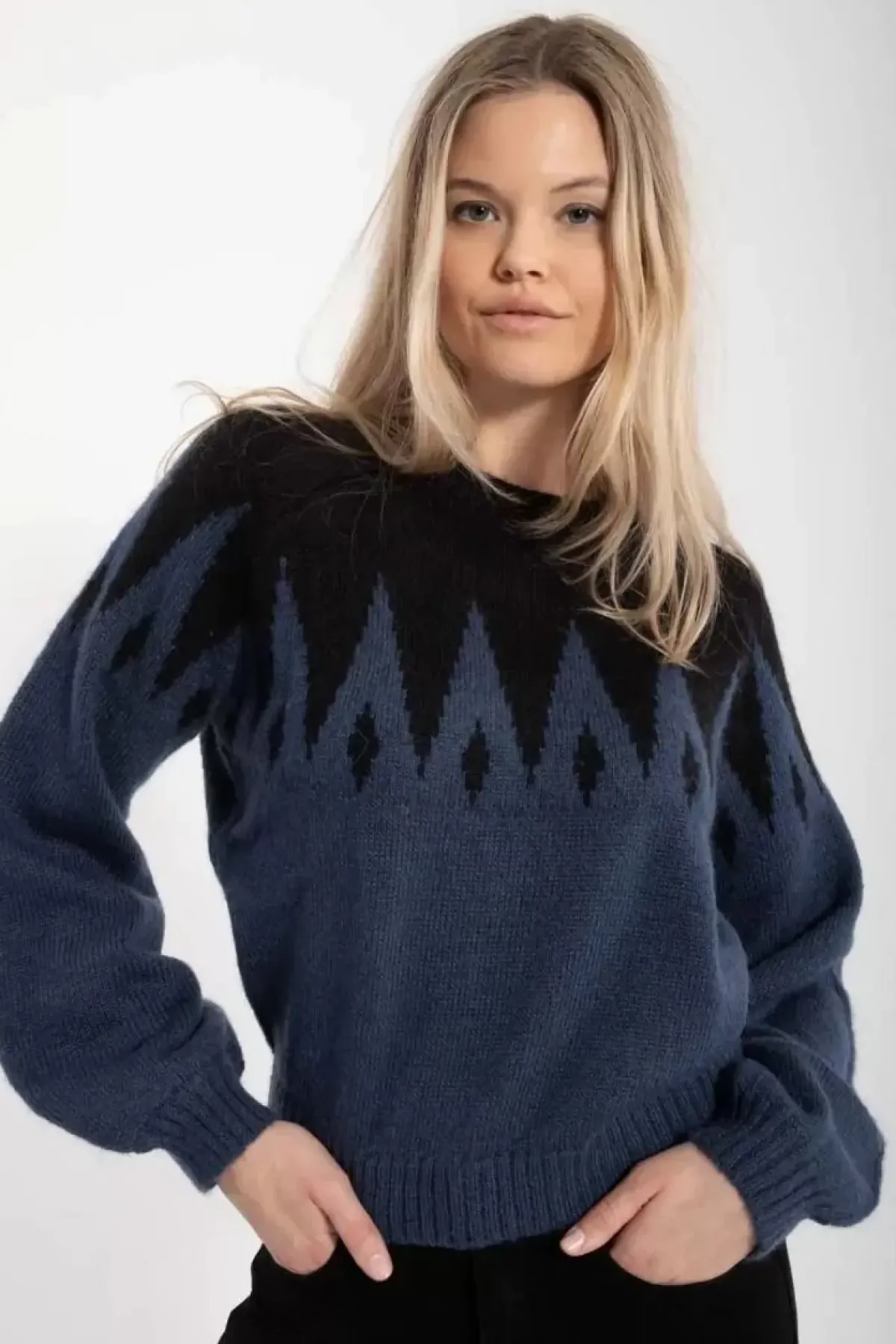 Danefæ Strickwaren>Danefantastic Icicles Wool Sweater Black/Marine