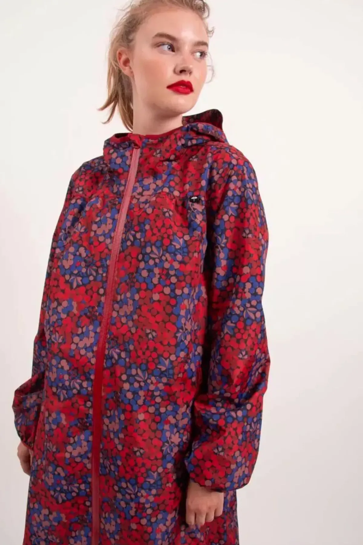 Danefæ Regenjacken>Danehelen Rainjacket Berrygood Blue