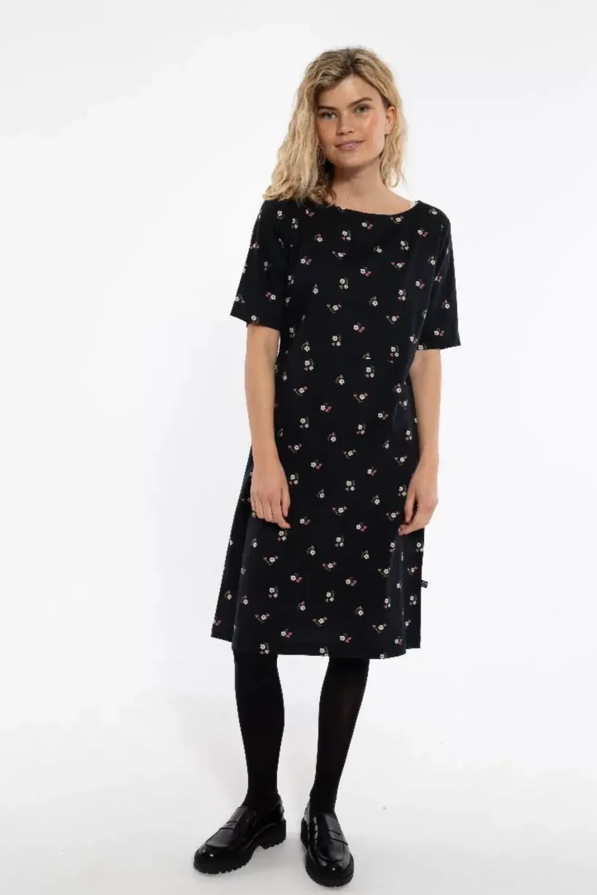 Danefæ Kleider>Danehyacinth Dress Black Miniflower