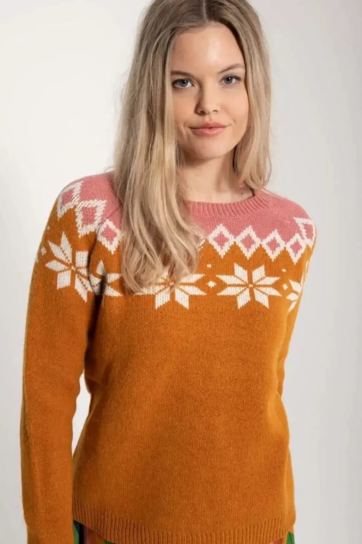 Danefæ Strickwaren>Danehytte Wool Sweater Occer/Chalk/Old Rose