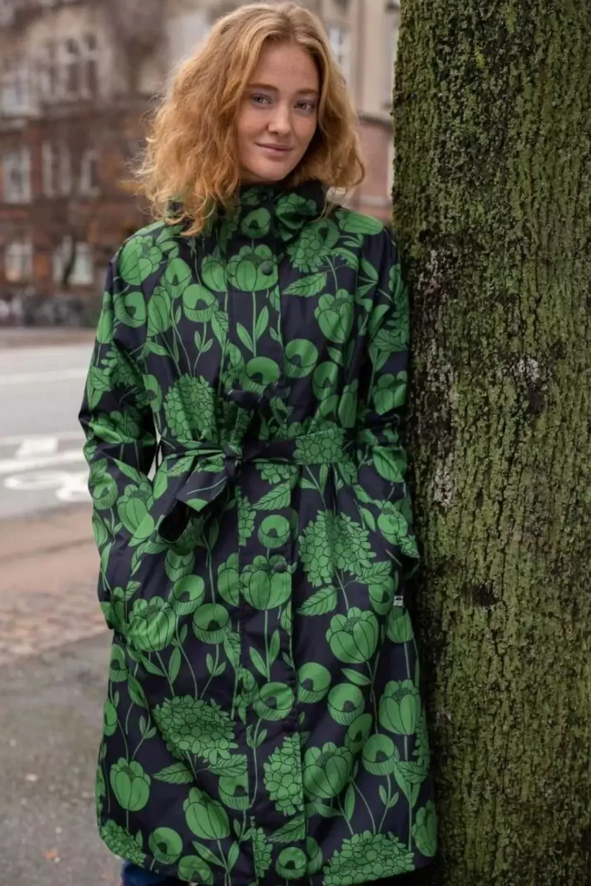 Danefæ Regenjacken>Danelisabeth Raincoat Black/Green Hortensia