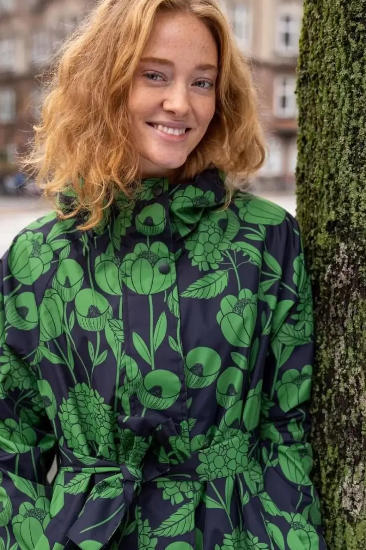 Danefæ Regenjacken>Danelisabeth Raincoat Black/Green Hortensia