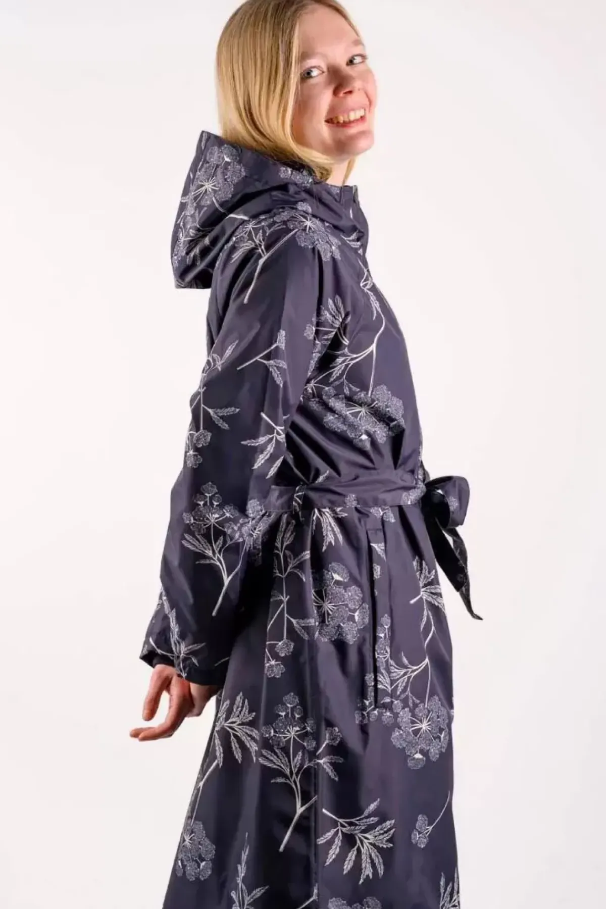 Danefæ Regenjacken>Danelisabeth Raincoat Black Hemlock