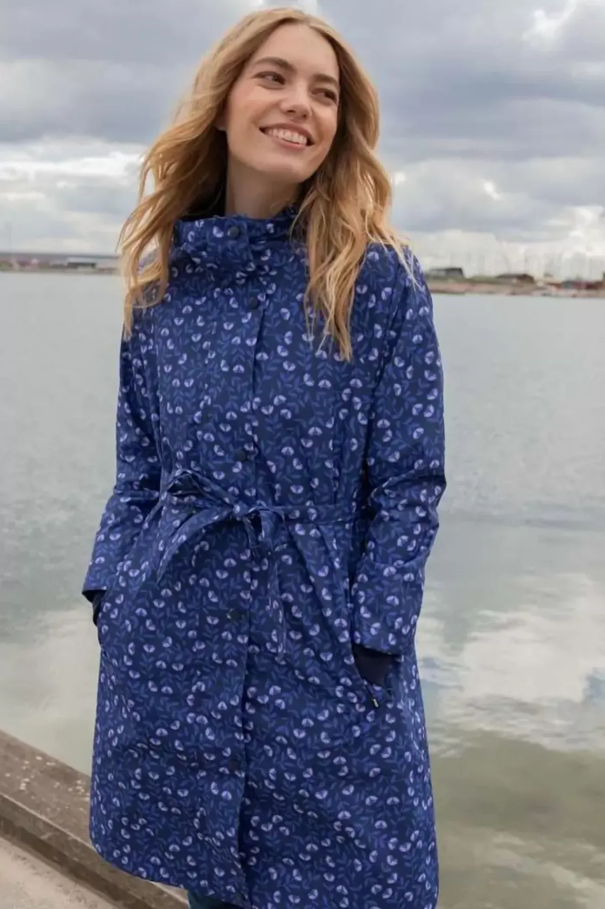 Danefæ Regenjacken>Danelisabeth Raincoat Navy/Lilac Fleurie