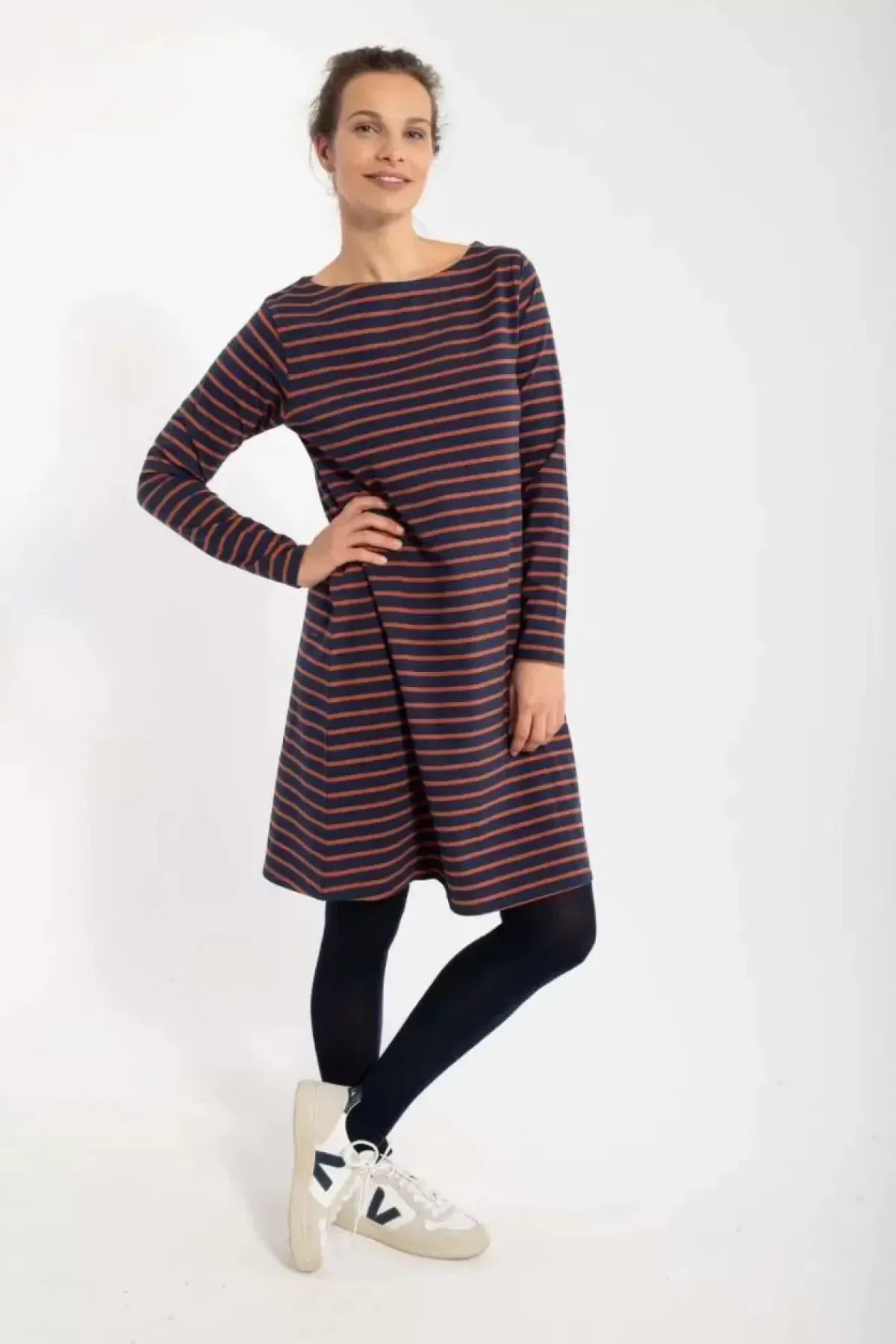 Danefæ Kleider>Danenassau Dress Marine/Brick