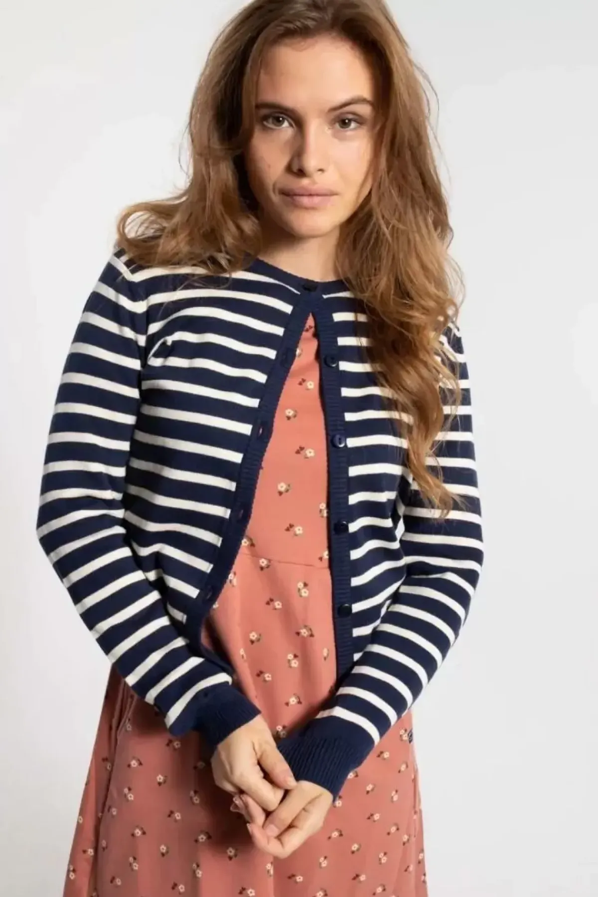 Danefæ Cardigan>Danesaga Cardigan Dk Navy/Chalk