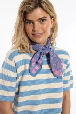 Danefæ Strickwaren>Danesilver 3D Crotchet Knit Tee Lt Blue/Chalk