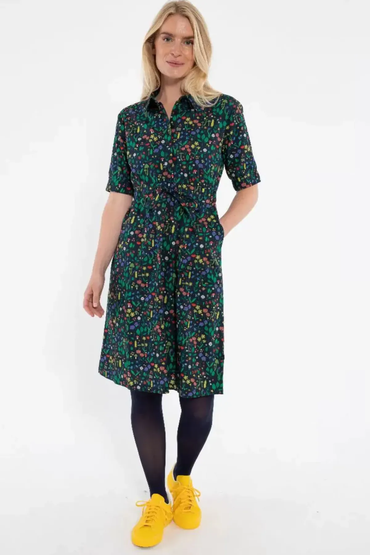 Danefæ Kleider>Danesusanne Poplin Dress Dk Navy Botanical