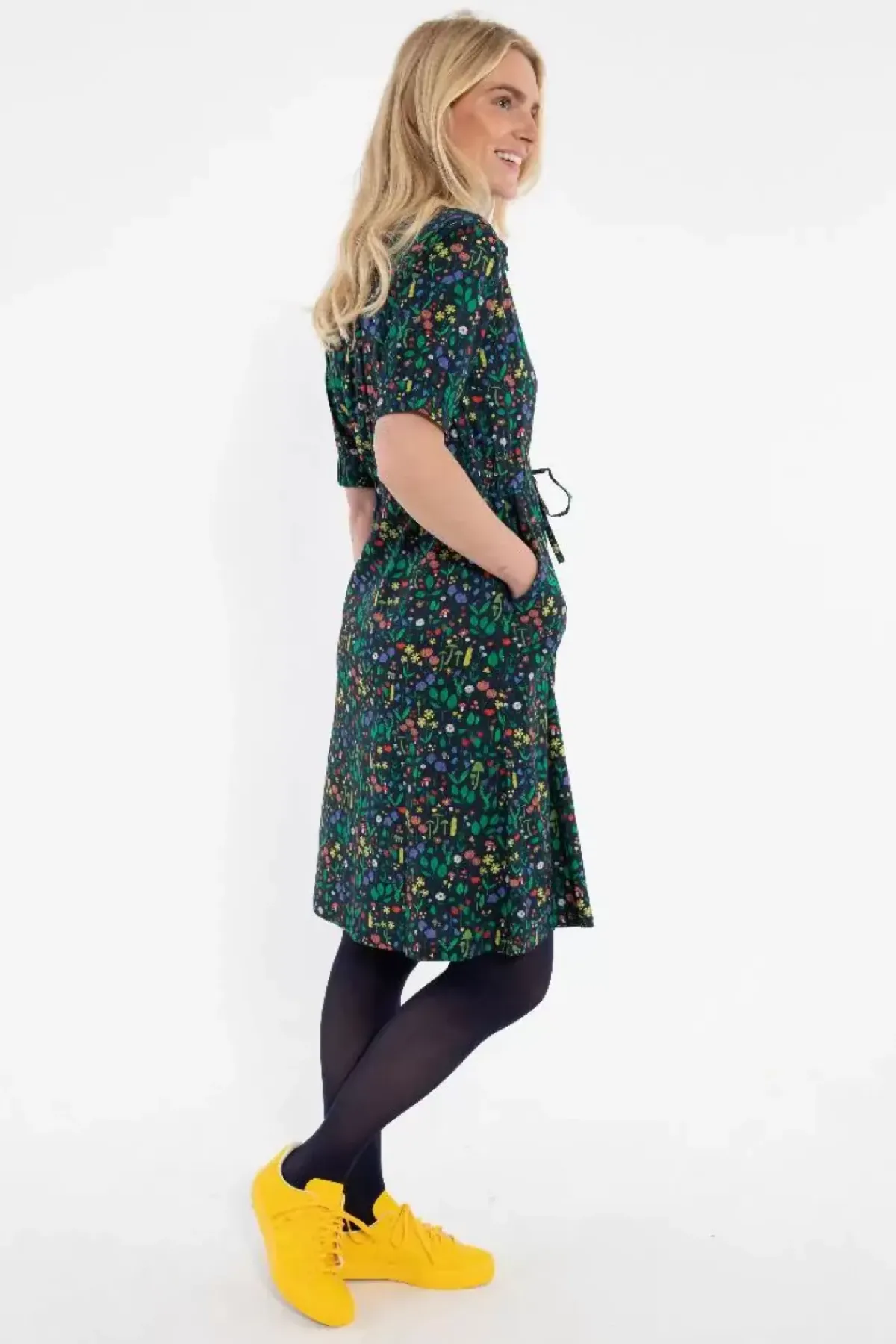 Danefæ Kleider>Danesusanne Poplin Dress Dk Navy Botanical