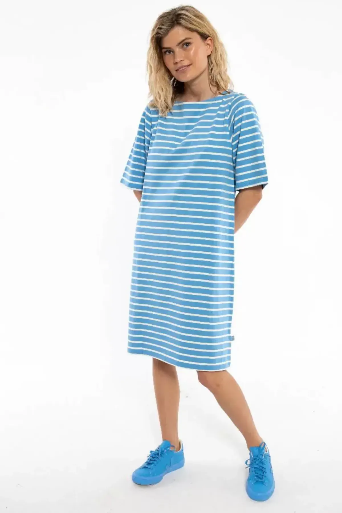 Danefæ Kleider>Danetrinidad Dress Iceblue/Chalk