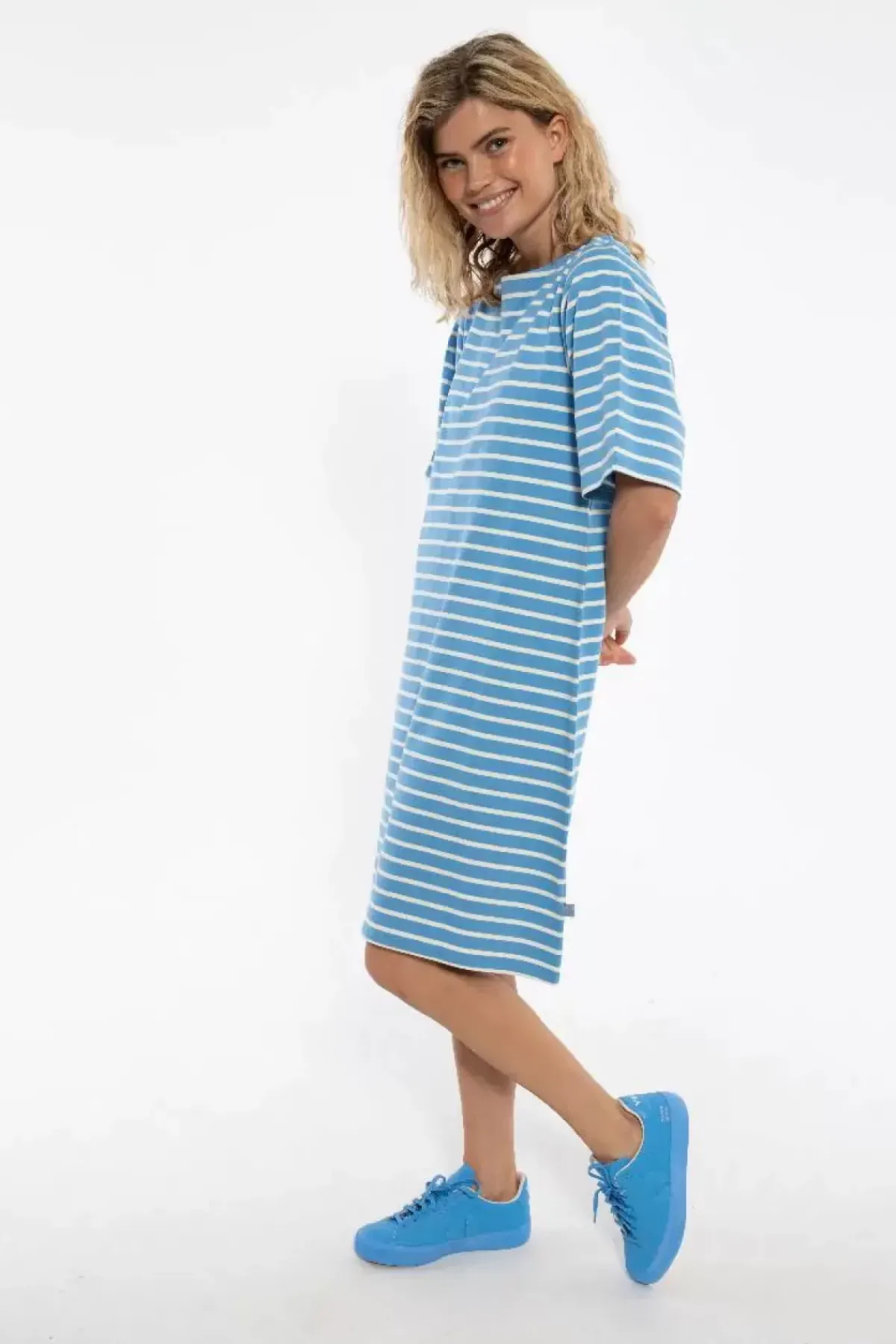 Danefæ Kleider>Danetrinidad Dress Iceblue/Chalk