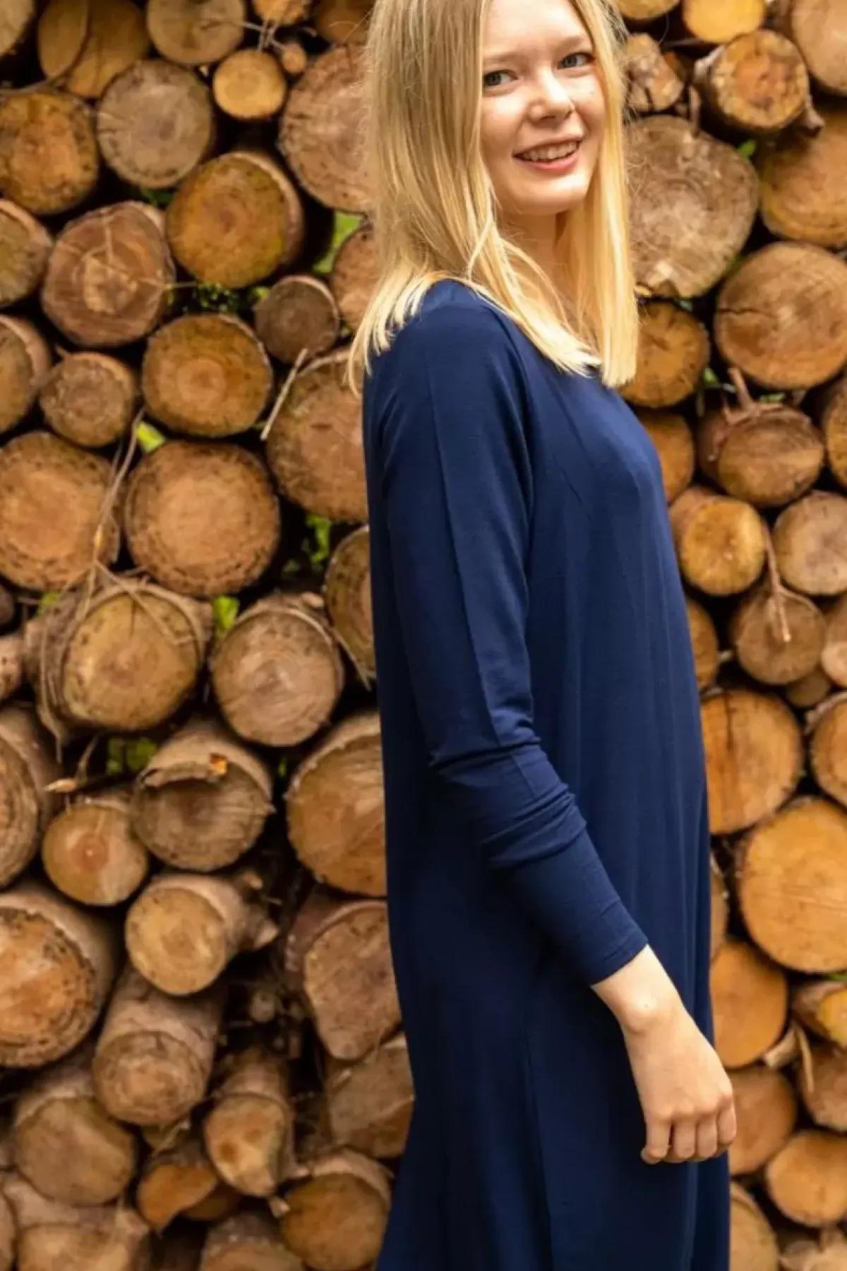 Danefæ Kleider>Ess - Casandra Dress Navy