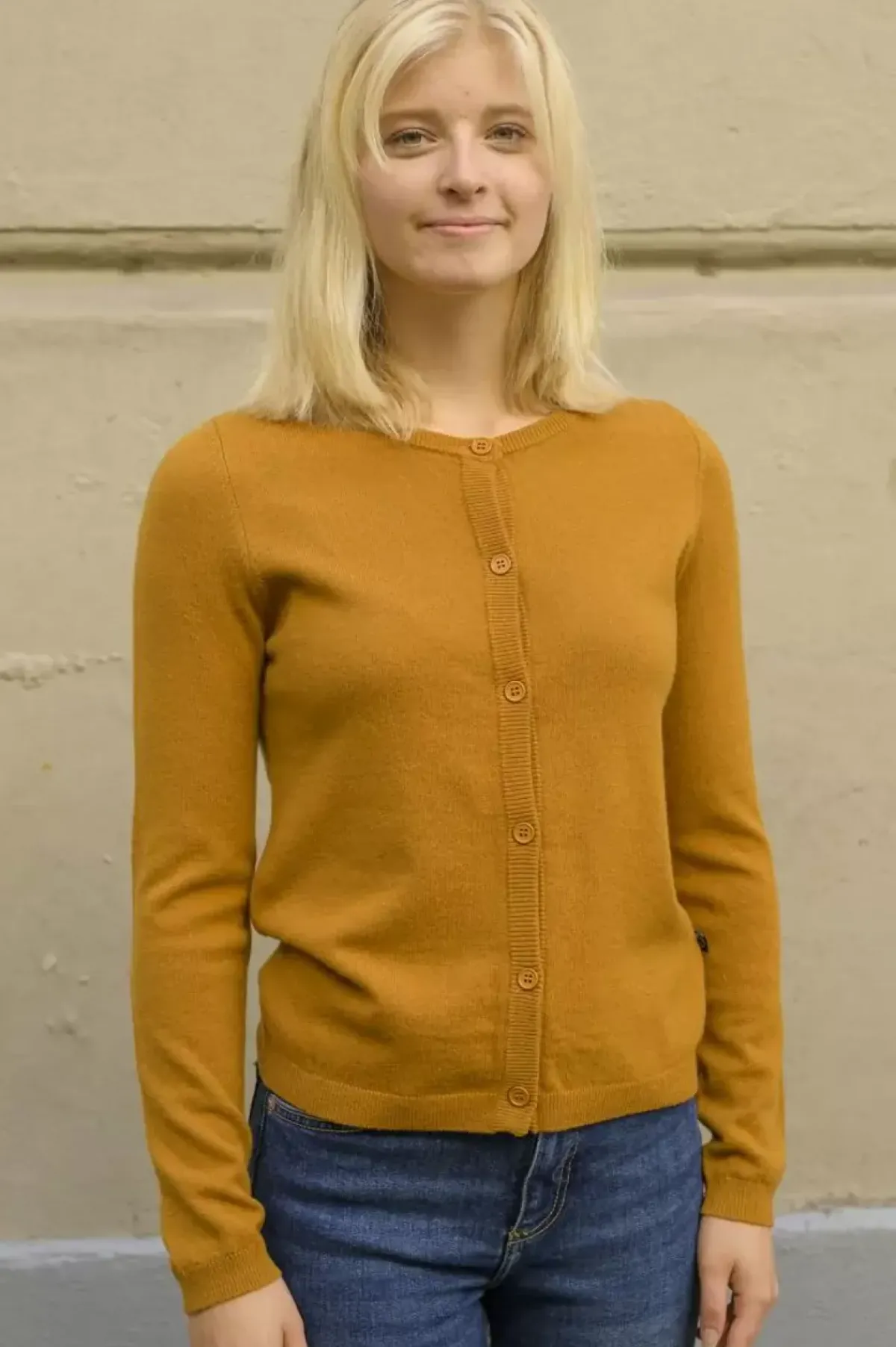Danefæ Cardigan>Ess - Forget Me Not Merino Cardigan Occer