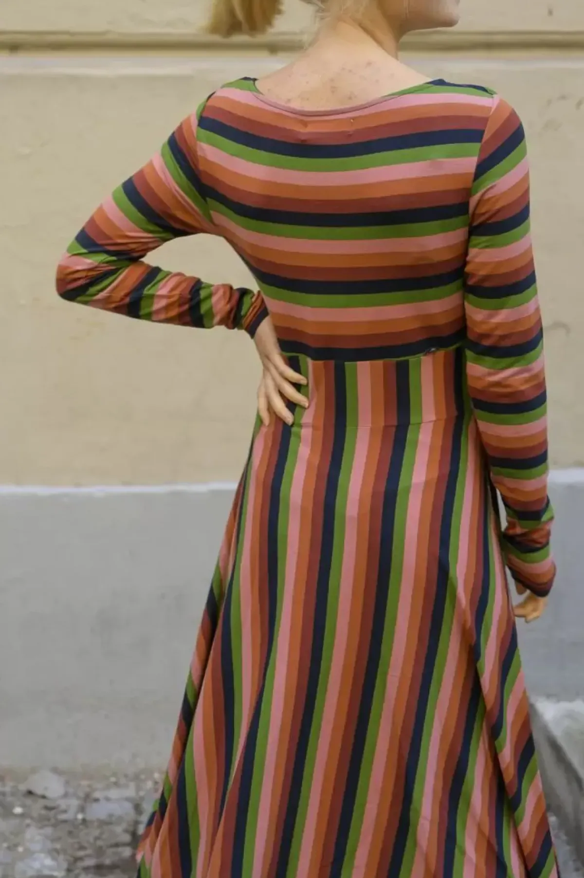 Danefæ Kleider>Ess - Sisse Wool Dress Comfort Stripe