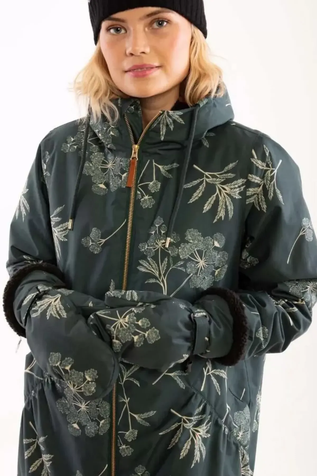 Danefæ Winterjacken>Gurli Winter Parka Black Green/Light Beige Hemlock