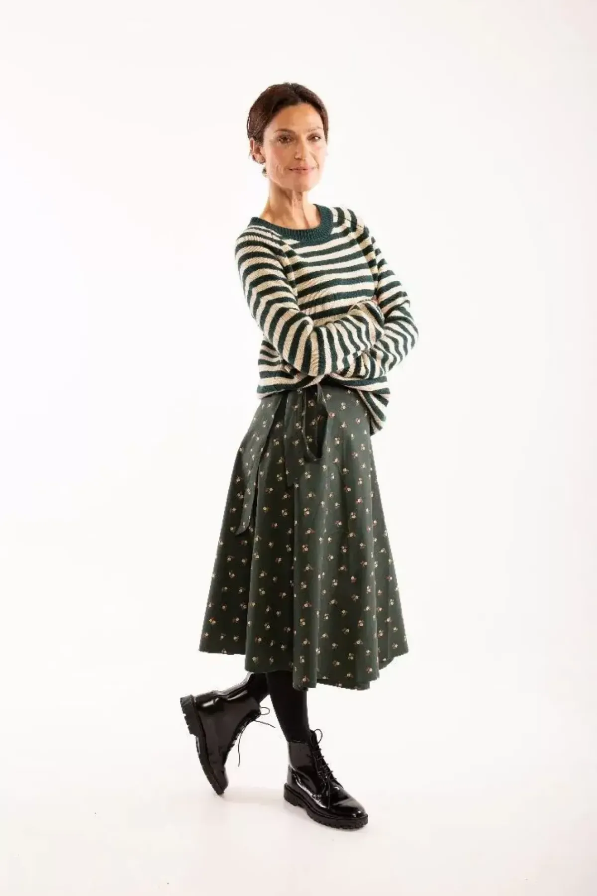 Danefæ Röcke>Organic - Danemikkelsen Skirt Black Green Miniflower