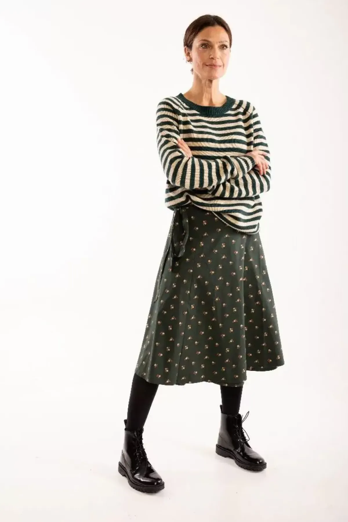 Danefæ Röcke>Organic - Danemikkelsen Skirt Black Green Miniflower