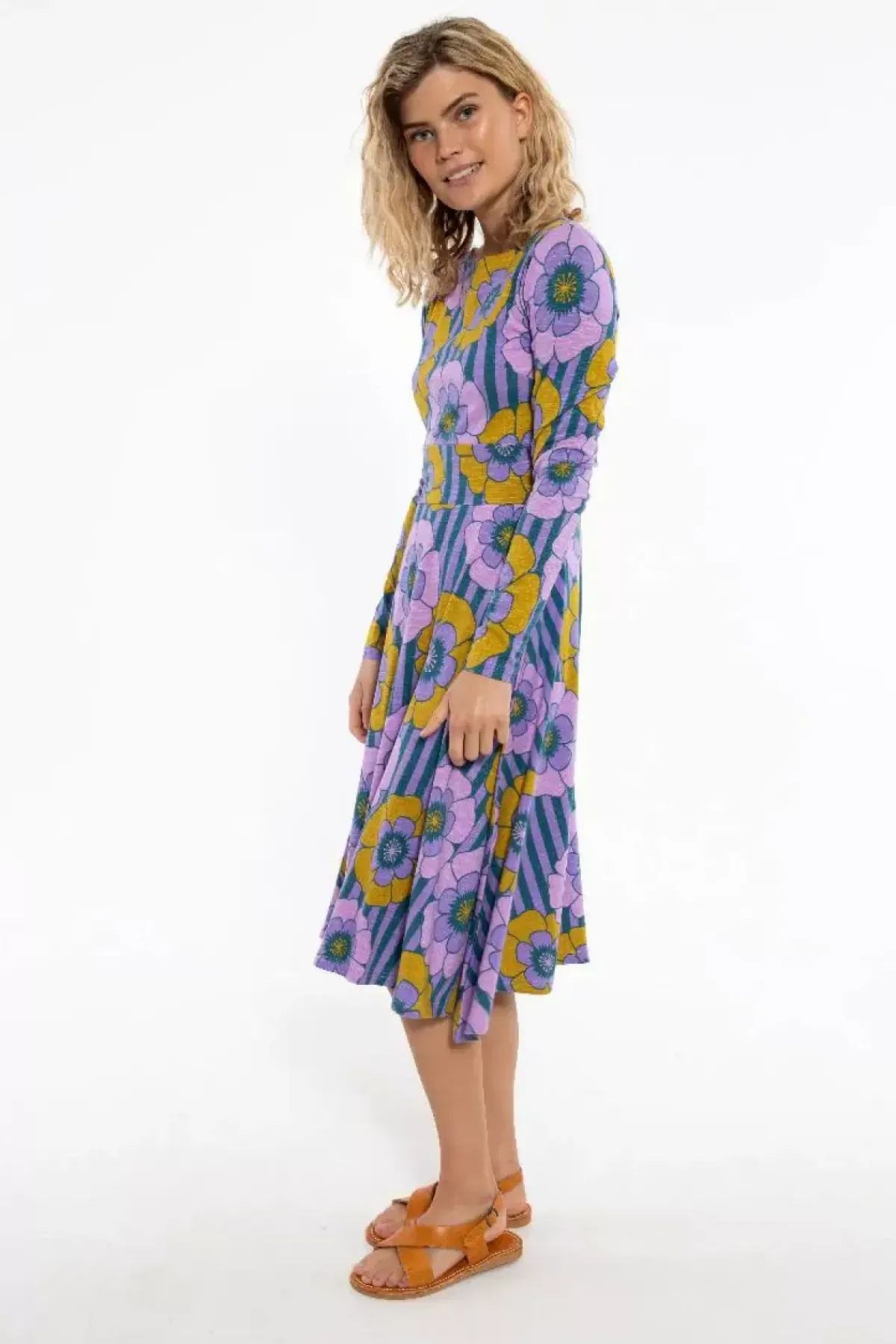 Danefæ Kleider>Organic - Danesigrid Viscose Slub Dress Viola Power Flower