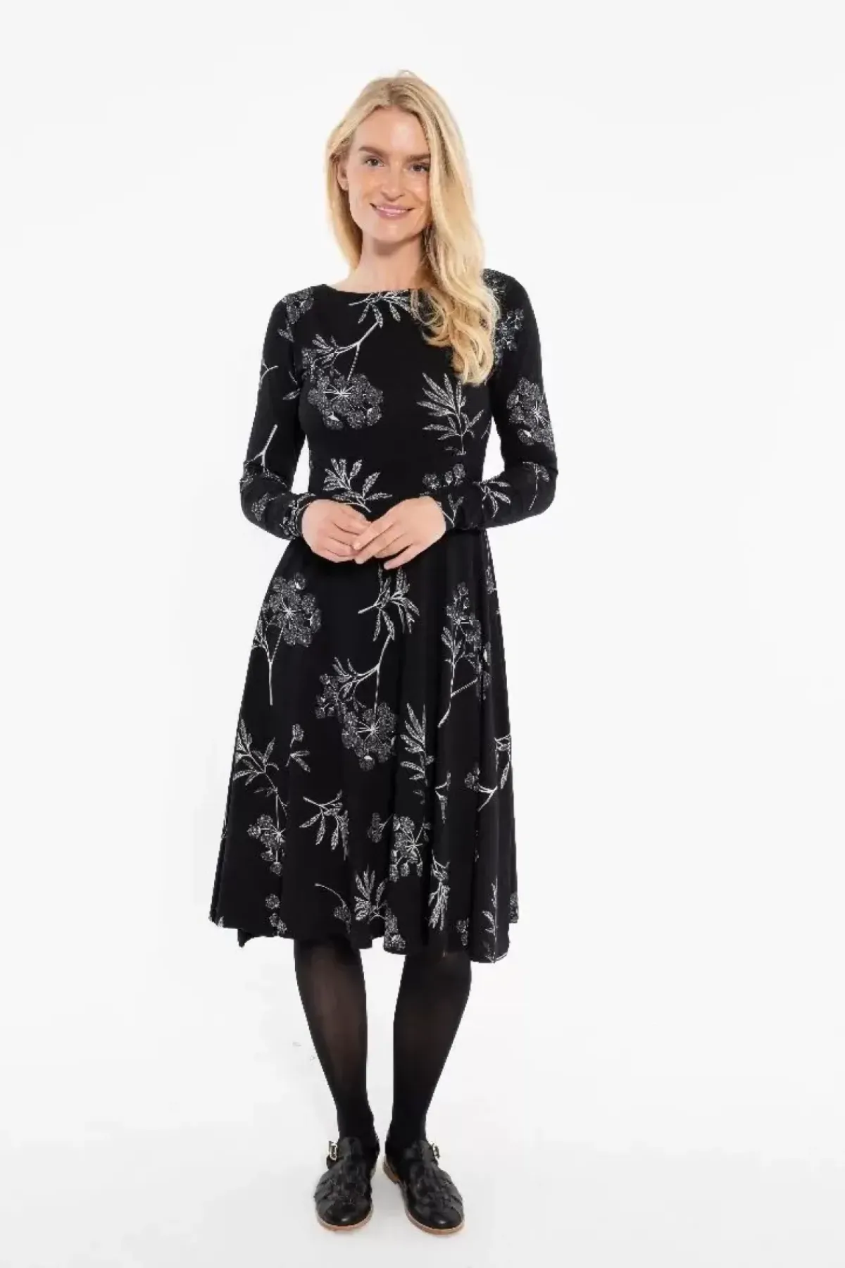 Danefæ Kleider>Organic - Danesigrid Viscose Slub Dress Black Hemlock