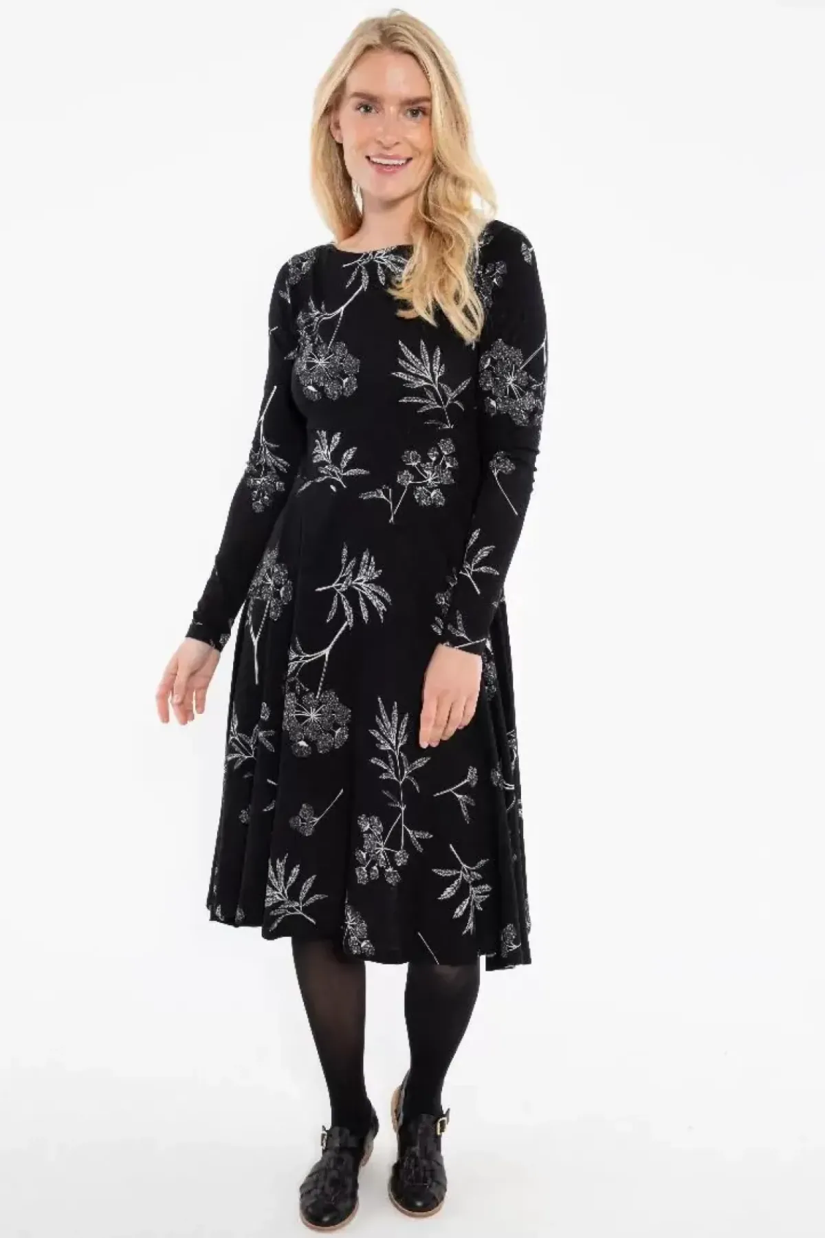 Danefæ Kleider>Organic - Danesigrid Viscose Slub Dress Black Hemlock