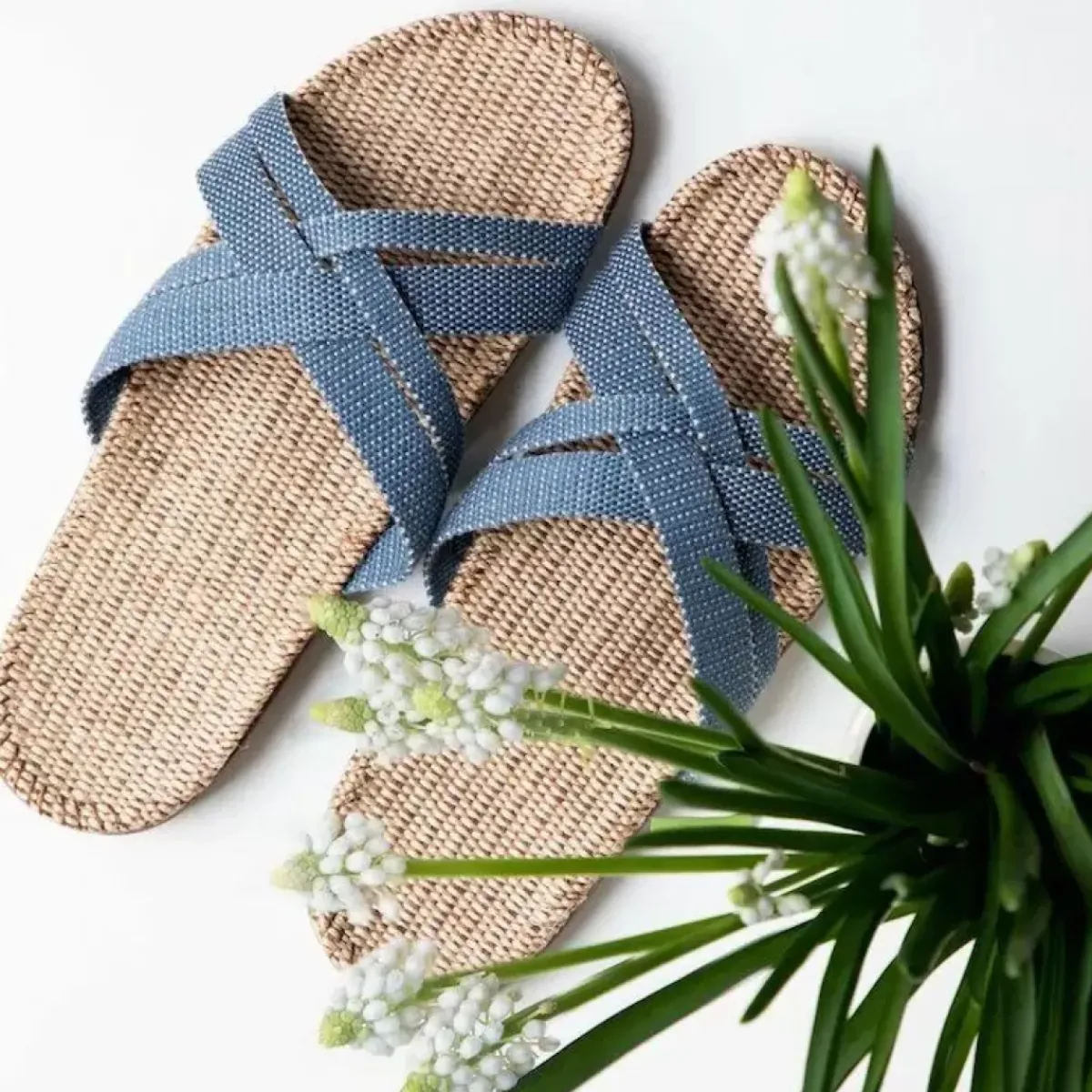 Danefæ Sandalen>Shangies Women Blue Dot