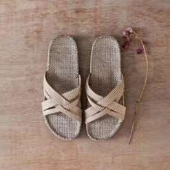 Danefæ Sandalen>Shangies Women Creamy White